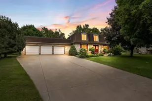 2999 Stinson Ct, New Brighton, MN 55112 - Photo 1