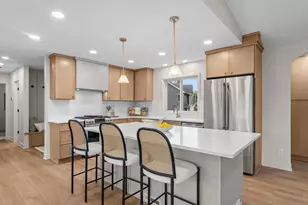 6667 Moorland Dr, Eden Prairie, MN 55346 - Photo 8