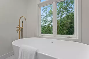 6667 Moorland Dr, Eden Prairie, MN 55346 - Photo 16