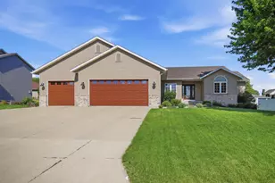 2405 Watertower Ln, Owatonna, MN 55060 - Photo 1