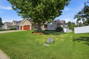 2405 Watertower Ln, Owatonna, MN 55060 - Photo 58