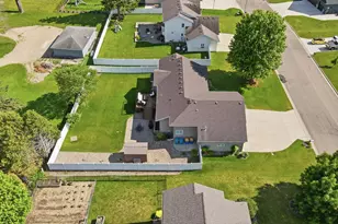 2405 Watertower Ln, Owatonna, MN 55060 - Photo 48