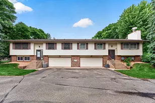 5955 Fernwood St, Shoreview, MN 55126 - Photo 2