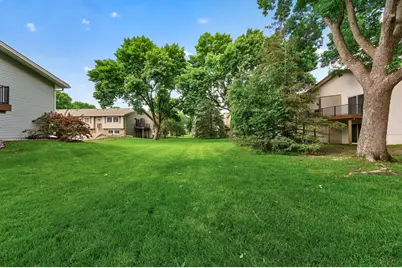 5955 Fernwood Street, Shoreview, MN 55126 - Photo 24