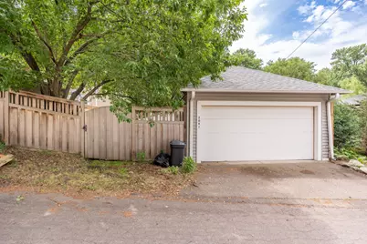 2041 Princeton Avenue, Saint Paul, MN 55105 - Photo 28