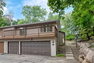 270 River Woods Ln, Burnsville, MN 55337 - Photo 2