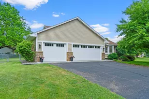 9840 Kirkwood Ln N, Maple Grove, MN 55369 - Photo 52