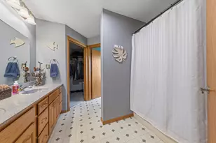 908 9th St SE, Waseca, MN 56093 - Photo 28