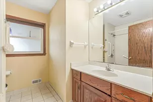 7400 Concerto Curve NE, Fridley, MN 55432 - Photo 16