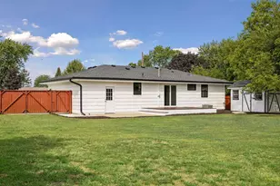 8209 Goodrich Rd, Bloomington, MN 55437 - Photo 34