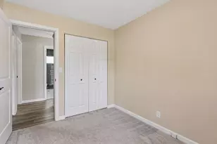 8209 Goodrich Rd, Bloomington, MN 55437 - Photo 28