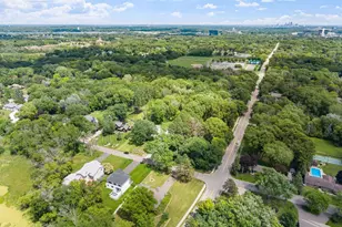 15 Pineview Ln N, Plymouth, MN 55441 - Photo 20