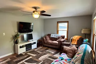 405 N 11th St, Olivia, MN 56277 - Photo 12