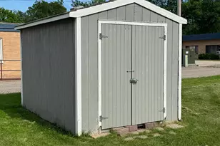 405 N 11th St, Olivia, MN 56277 - Photo 6