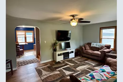 405 N 11th Street, Olivia, MN 56277 - Photo 10