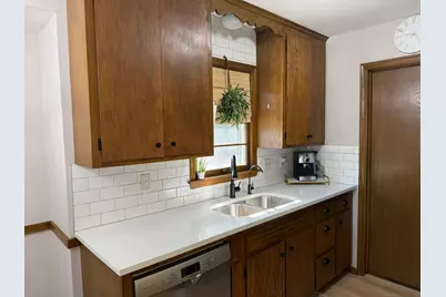 5008 66th Avenue N, Brooklyn Center, MN 55429 - Photo 6