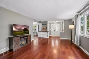 734 Merrill St SW, Hutchinson, MN 55350 - Photo 8