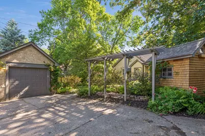 4227 Washburn Avenue N, Minneapolis, MN 55412 - Photo 38