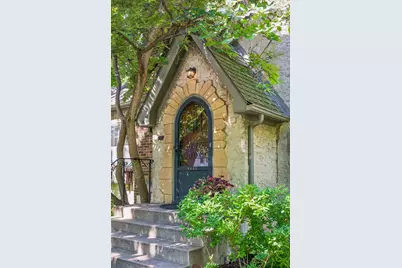 4227 Washburn Avenue N, Minneapolis, MN 55412 - Photo 2