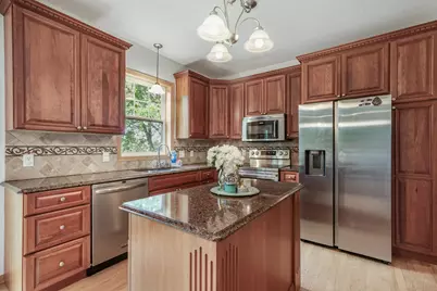17495 Glacier Way, Lakeville, MN 55044 - Photo 6