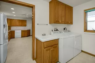 2224 Pinewood Dr, Shakopee, MN 55379 - Photo 12
