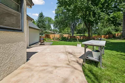 2670 Regent Avenue N, Golden Valley, MN 55422 - Photo 40