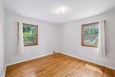 2670 Regent Avenue N, Golden Valley, MN 55422 - Photo 18