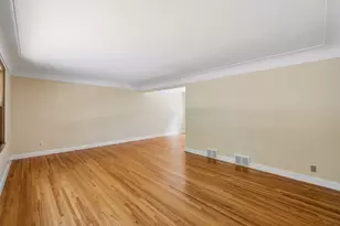 2670 Regent Ave N, Golden Valley, MN 55422 - Photo 8