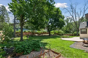 2670 Regent Ave N, Golden Valley, MN 55422 - Photo 32