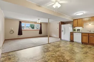 9306 Oakland Ave S, Bloomington, MN 55420 - Photo 20