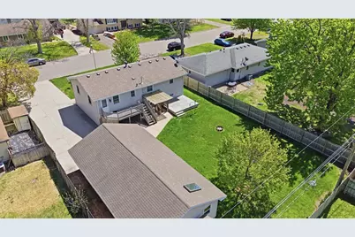 9306 Oakland Avenue S, Bloomington, MN 55420 - Photo 8
