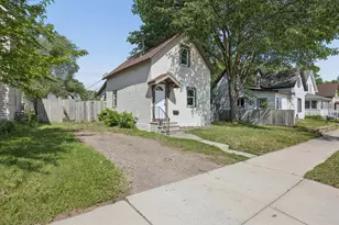 407 19 1/2 Ave N, Saint Cloud, MN 56303 - Photo 1