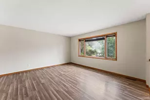 509 Mill St E, Cannon Falls, MN 55009 - Photo 4