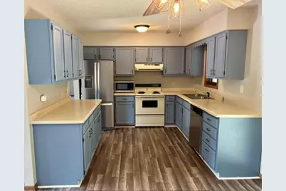 509 Mill Street E, Cannon Falls, MN 55009 - Photo 2