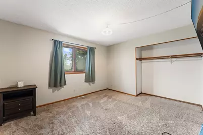509 Mill Street E, Cannon Falls, MN 55009 - Photo 10