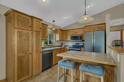 984 Waters Edge Circle, Avon, MN 56310 - Photo 4