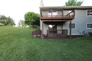18300 Creeks Bend Dr, Minnetonka, MN 55345 - Photo 16