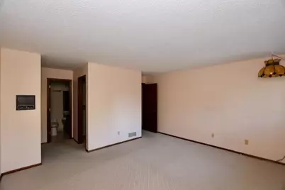 18300 Creeks Bend Drive, Minnetonka, MN 55345 - Photo 8