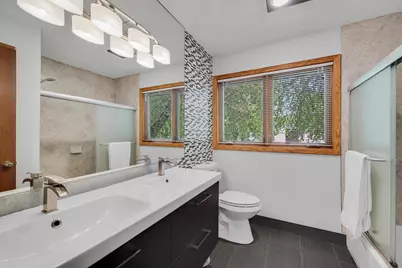 9117 Yukon Avenue S, Bloomington, MN 55438 - Photo 28