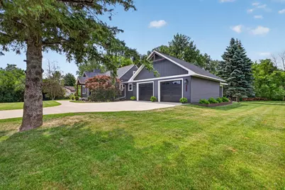 1914 12th Avenue NE, Austin, MN 55912 - Photo 2