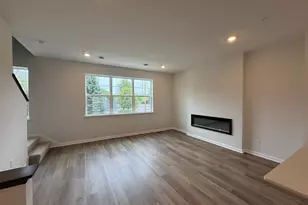 13628 Willow Dr, Rogers, MN 55374 - Photo 2
