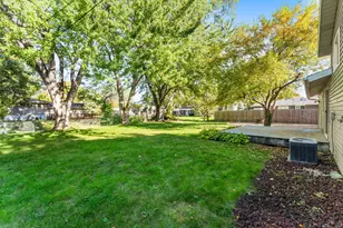 3865 Gettysburg Ave N, New Hope, MN 55427 - Photo 30