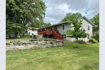 810 Sunrise Boulevard, Redwood Falls, MN 56283 - Photo 4