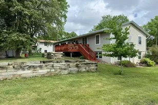 810 Sunrise Blvd, Redwood Falls, MN 56283 - Photo 4