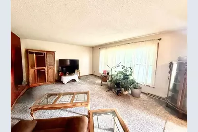 810 Sunrise Boulevard, Redwood Falls, MN 56283 - Photo 12