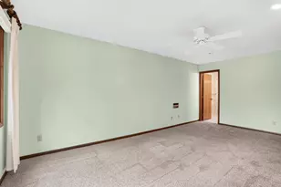 7055 Robinwood Trail, Woodbury, MN 55125 - Photo 18