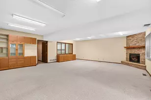 7055 Robinwood Trail, Woodbury, MN 55125 - Photo 24