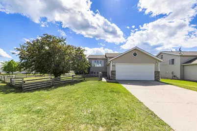 3391 39th Street S, Moorhead, MN 56560 - Photo 2