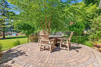 6321 Edgemont Circle N, Brooklyn Park, MN 55428 - Photo 6