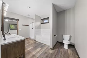 1013 70th Ave, Roberts, WI 54023 - Photo 6